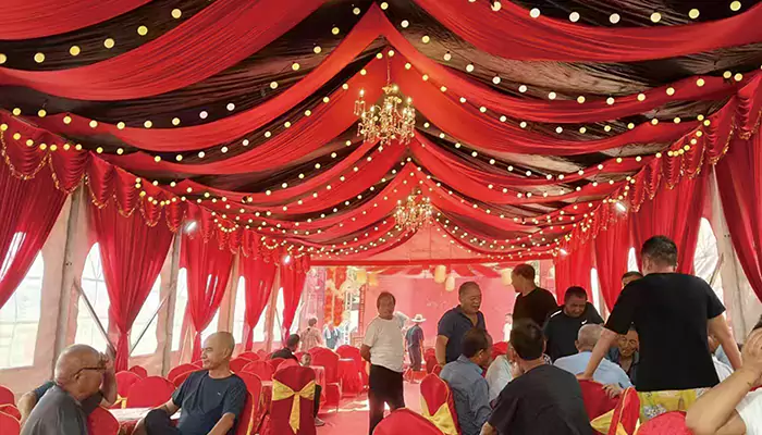 Dis et viverra tabernaculum pro vino convivio verteret, velit triclinium peritia